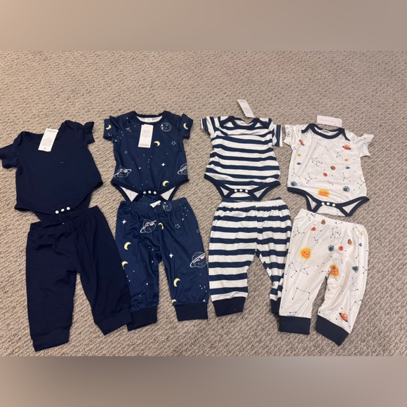 Other - NWT- Bundle of baby outfits! Fun prints!